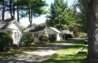 Sweet Motor Court Style Cabins