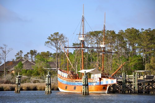 Roanoke Island and the Historical Elizabethan Ship