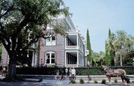 Calhoun Mansion