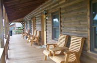 Log Lodge - 4 unit