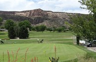 A spectacular backdrop for a round of golf
