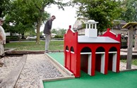 Mini-golf