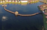 Lake-side Deluxe Cabins