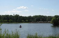 Boating on Wildwood Lake