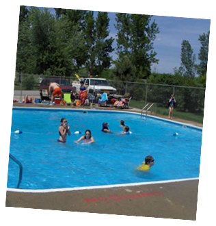 The Newton KOA swimming pool.