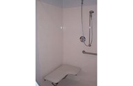 Easy acces HDA showers