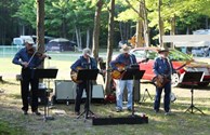 The band begins!