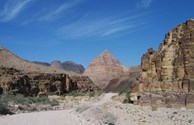 Secret Road to Drive into the Grand Canyon