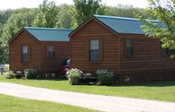 Kamping Lodges outside.