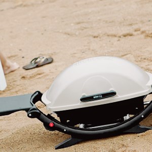 Review: Weber Q200 – A ‘Go Almost Anywhere’ Grill Image