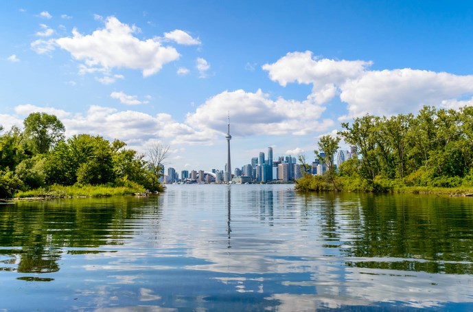 /blog/images/A-Trip-to-Ontario-Offers-Something-for-Everyone.jpg?preset=blogThumbnailCrop