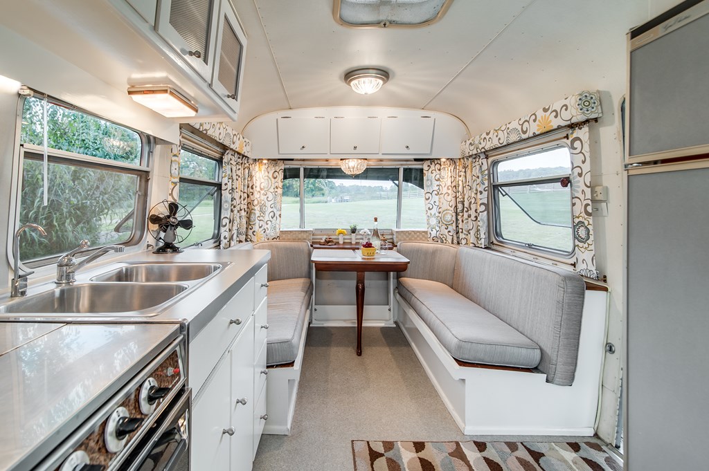 Interior Designers Share 8 Tips For Elevating Your Rv S