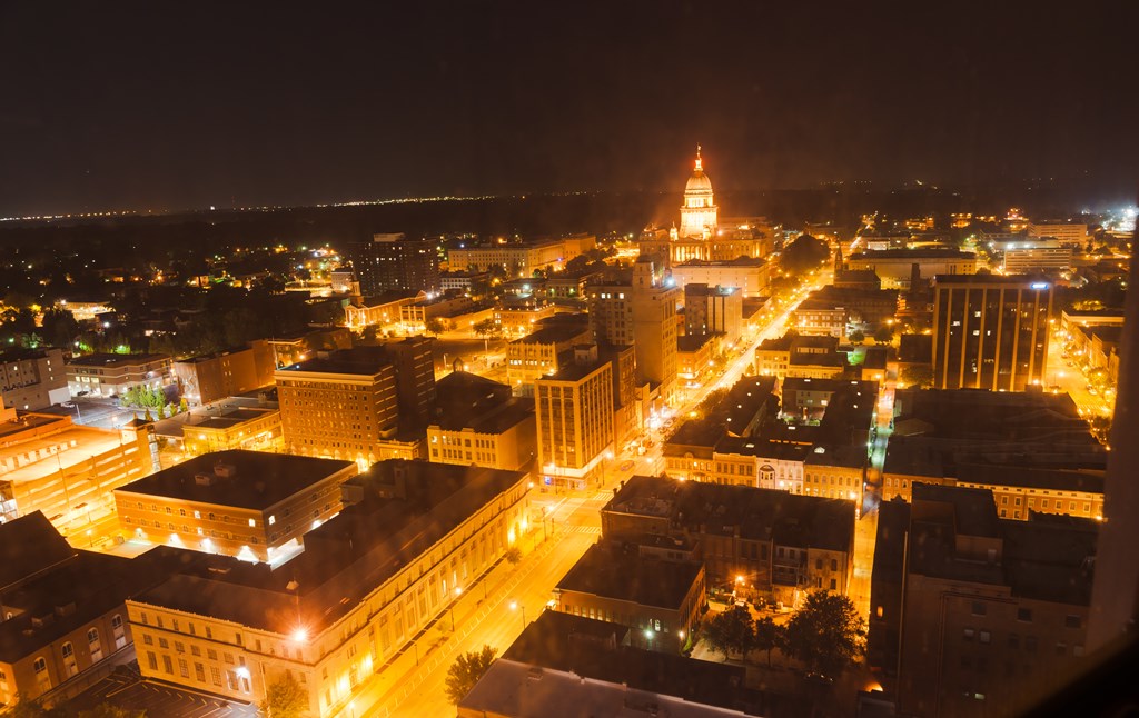 Nighttime overview of State Capital Building in Springfield, Missouri
