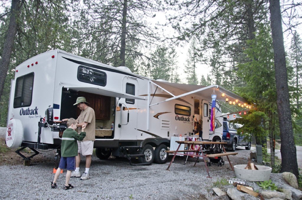 /blog/images/NewportLittle-Diamond-Lake-WA.jpg?preset=blogThumbnailCrop