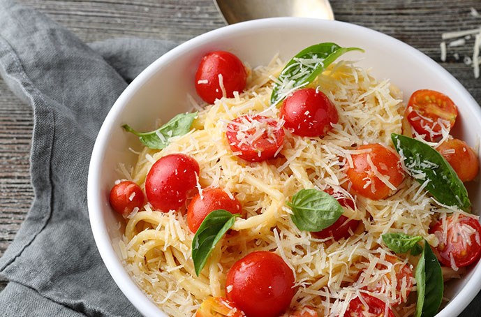 /blog/images/One-Pot-Tomato-Basil-Pasta.jpg?preset=blogThumbnailCrop