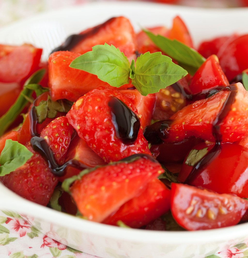 /blog/images/Strawberry-Salad.jpg?preset=blogThumbnailCrop
