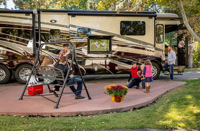 /blog/images/Tips-for-Planning-a-Campground-Tailgate.jpg?preset=blogThumbnailCrop