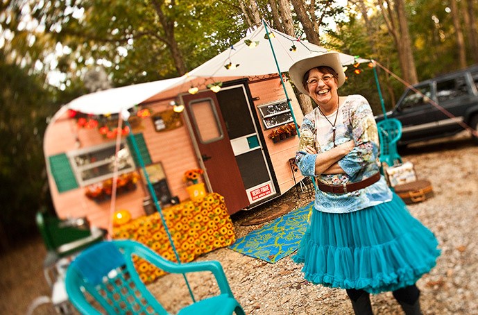 /blog/images/Top-Reasons-to-Buy-a-Vintage-Camper.jpg?preset=blogThumbnailCrop