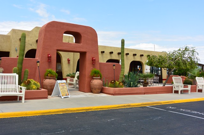 /blog/images/Tucson-store-1.png?preset=blogThumbnailCrop
