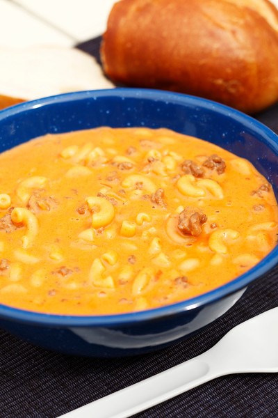 /blog/images/WisconsinCheeseburgerStew-L.jpg?preset=blogThumbnailCrop