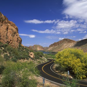 10 of the Most Iconic Scenic Roads You Need to Experience Image