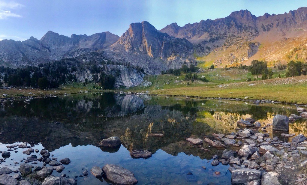 View form Beehive Basin Trail in Montana