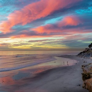 8 Destinations Where Fall Feels Like Summer Image