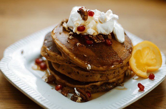 /blog/images/gingerbread-pancakes.jpg?preset=blogThumbnailCrop