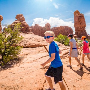 Tops Tips for Making Hiking Family-Friendly Image
