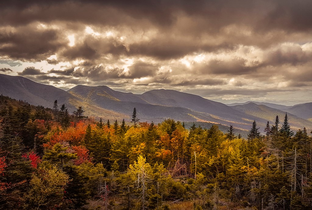 Scenic view of the White mountains in fall.
