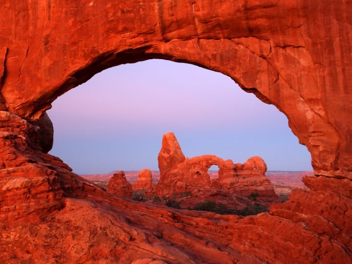 /blog/images/scenic-national-parks-arches.jpg?preset=blogThumbnailCrop