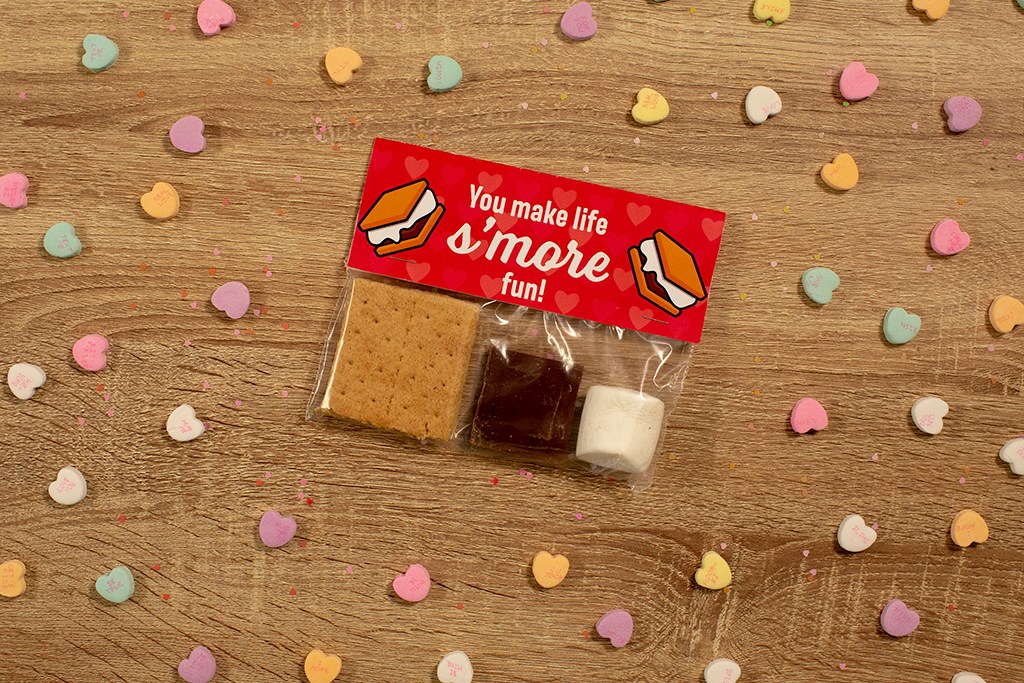 /blog/images/smores-kit.jpg?preset=blogThumbnailCrop