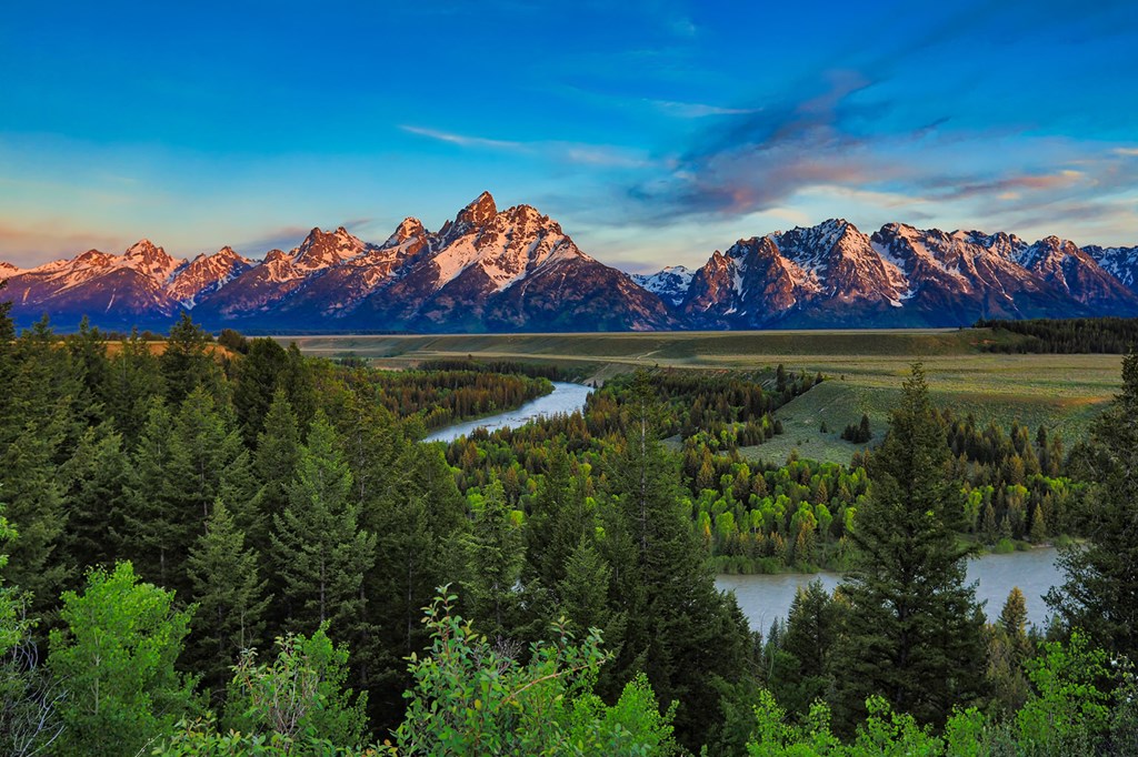 /blog/images/snake-river-and-grand-tetons.jpg?preset=blogThumbnailCrop