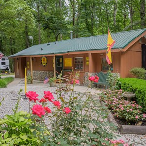 Travelers Rest / North Greenville KOA Holiday wins 2020 Rising Star Award Image