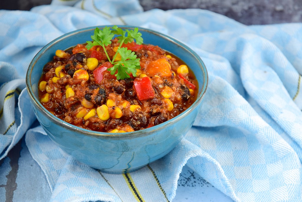 /blog/images/veggie-chili.jpg?preset=blogThumbnailCrop