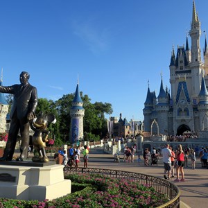 Ultimate Guide to a Disney World & Orlando Vacation Image