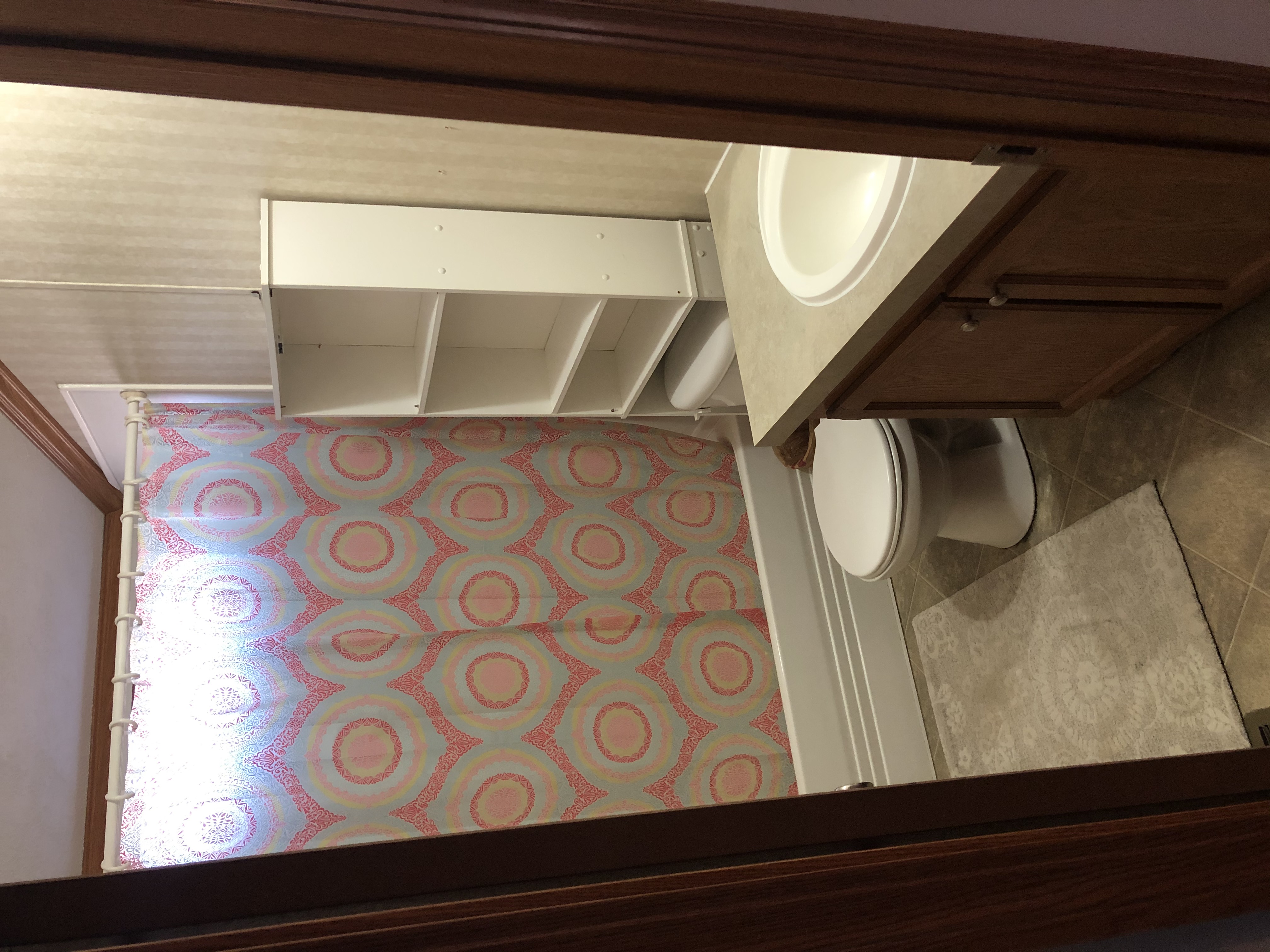 Main bathroom in bunkhouse.