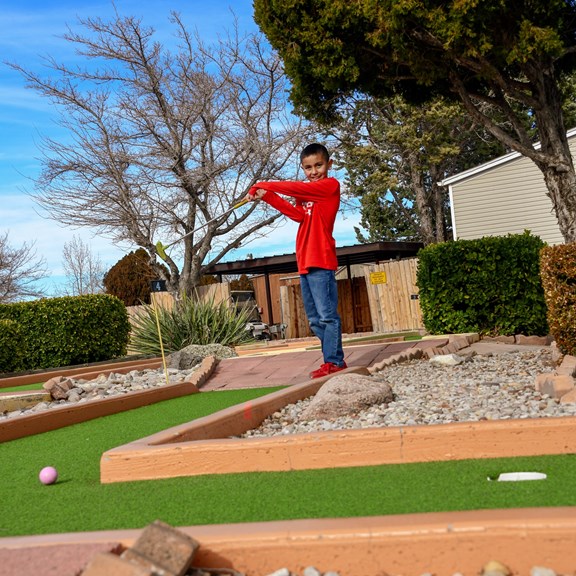 CLOSED - Mini-Golf