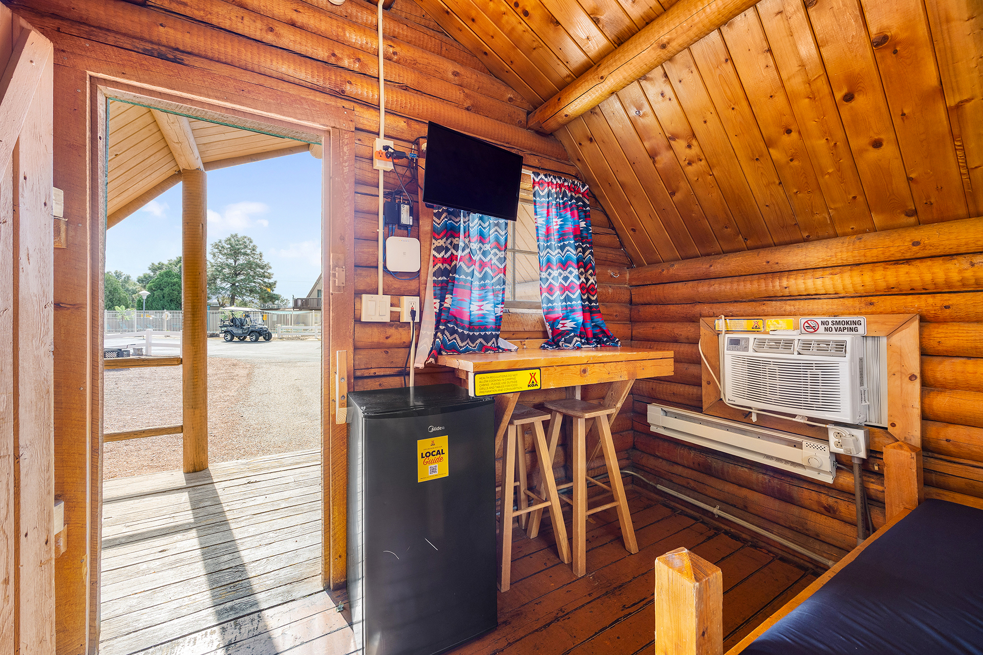KK02 - Camping Cabin, 1 Room (No Bathroom) – Sleeps 4