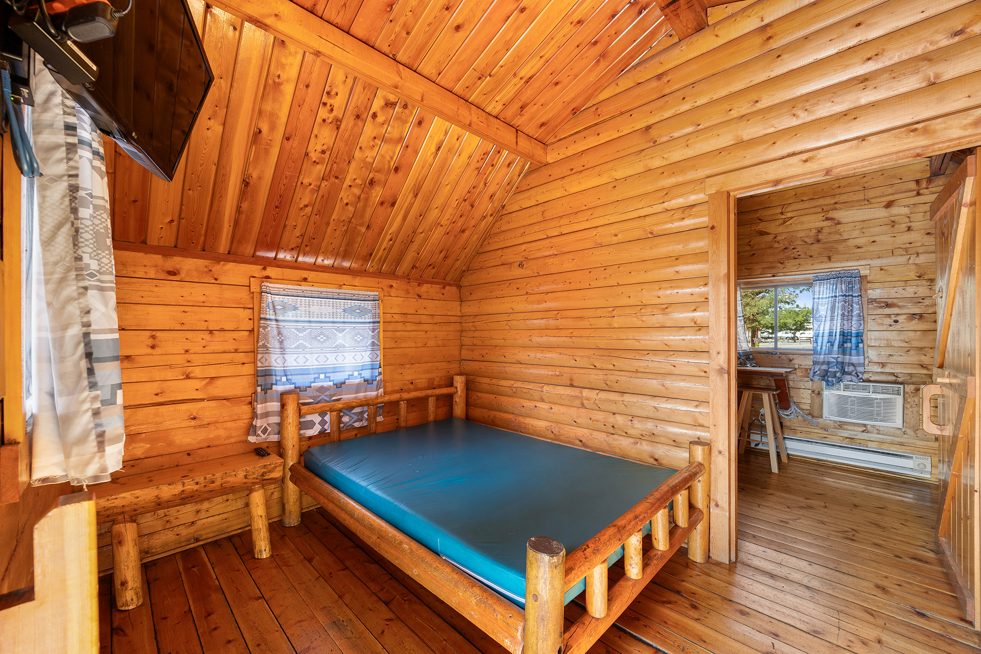 KK06 - Camping Cabin, 2 Room (No Bathroom) – Sleeps 6