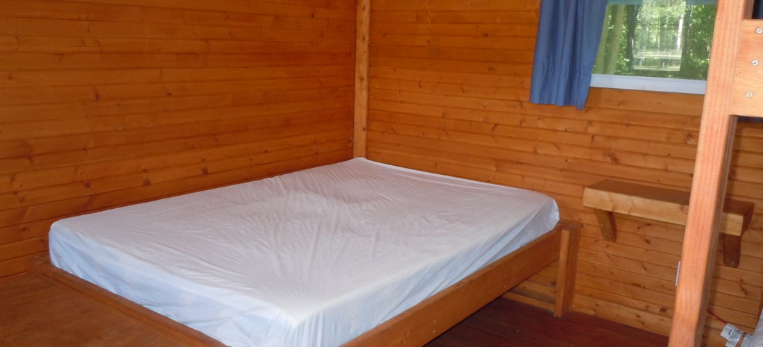 Rustic Cabin Double Bed