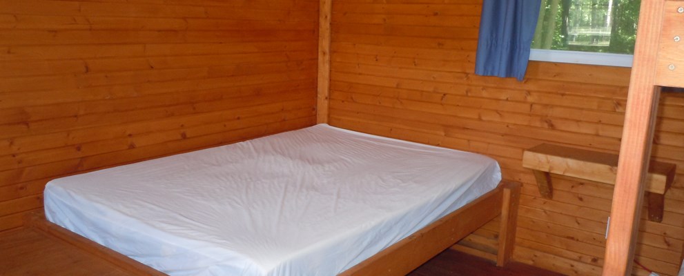 Rustic Cabin Double Bed