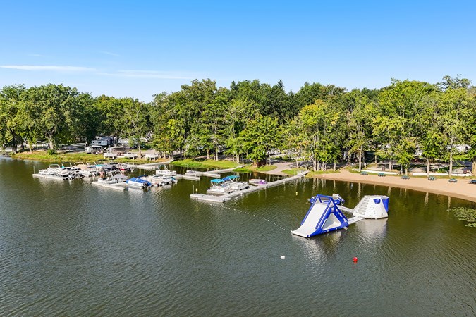 Angola / Hogback Lake KOA Holiday