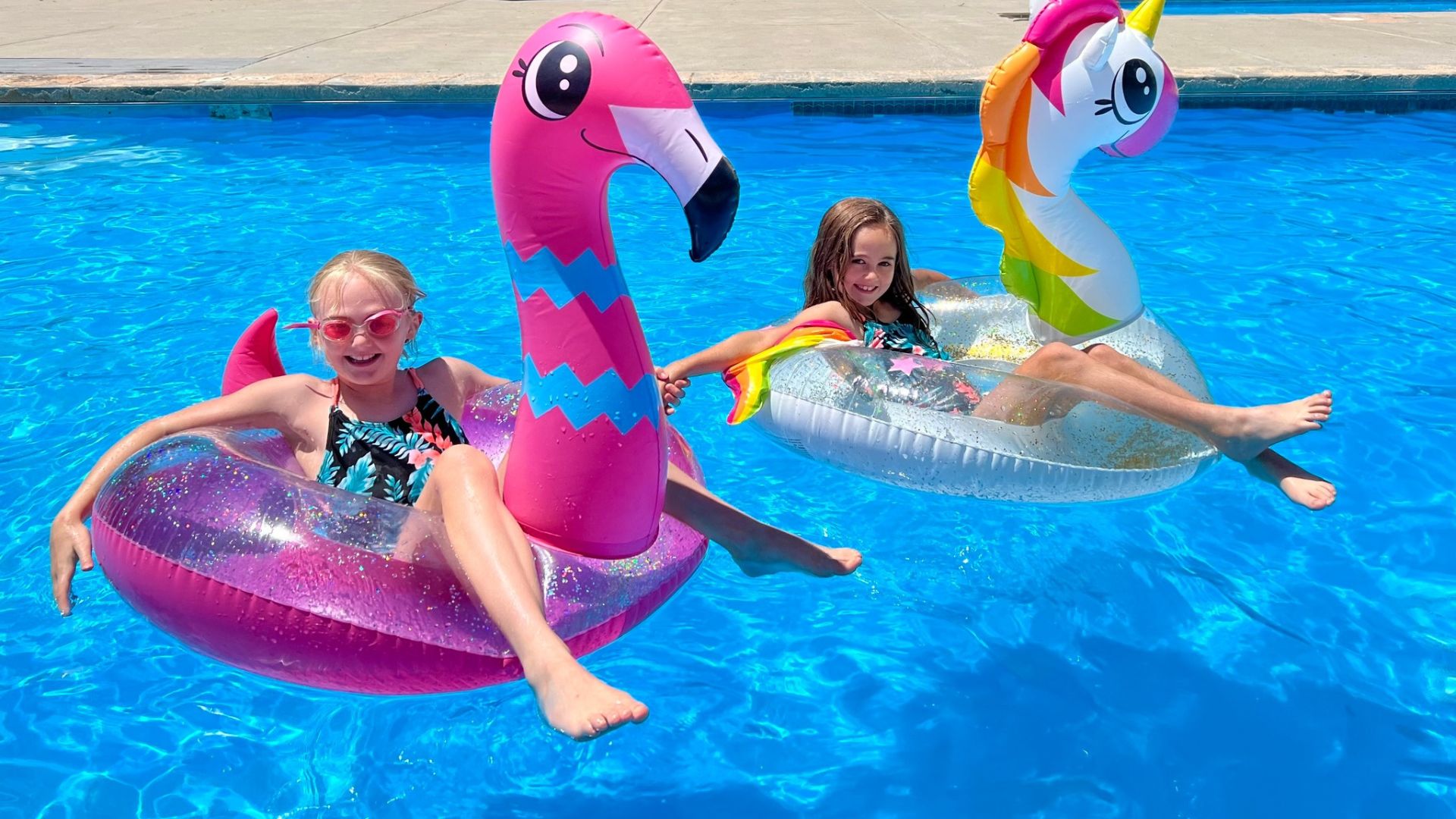 END OF SUMMER BEACH PARTY WEEKEND Photo