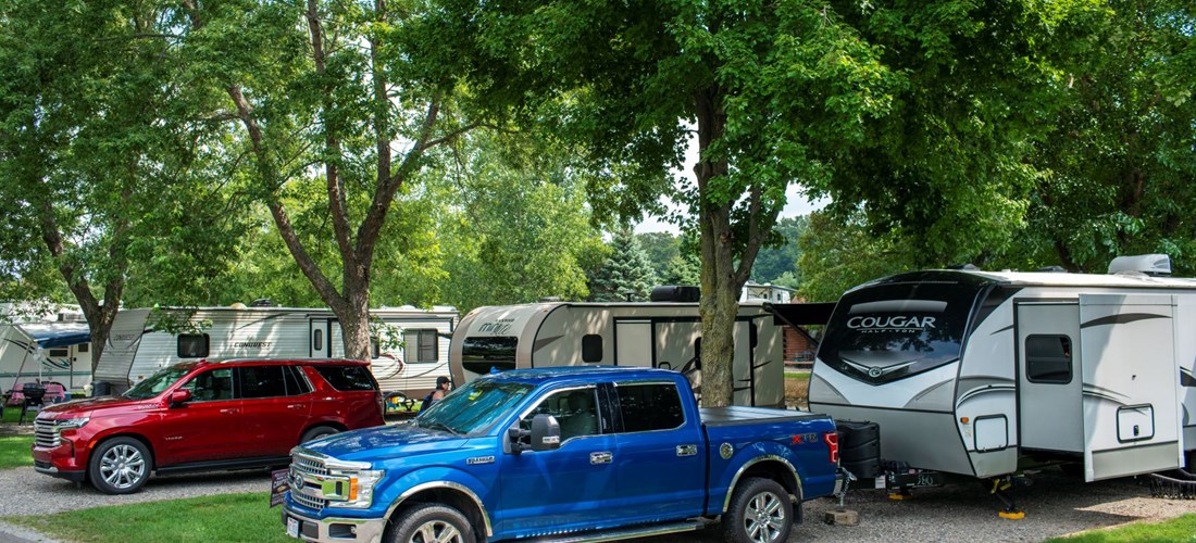 plenty of RV sites for all size rigs
