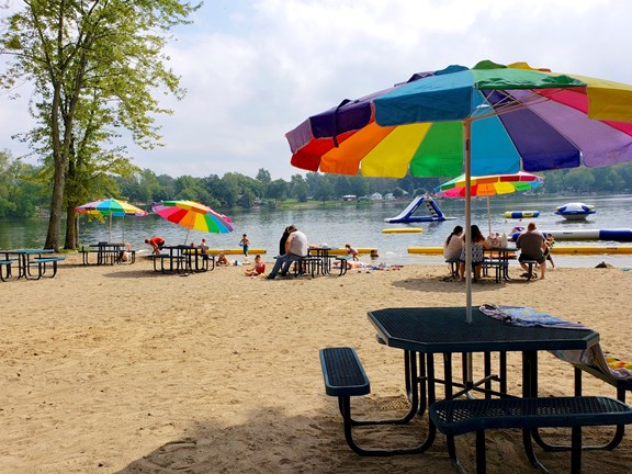 Plan a trip to Canton, Michigan