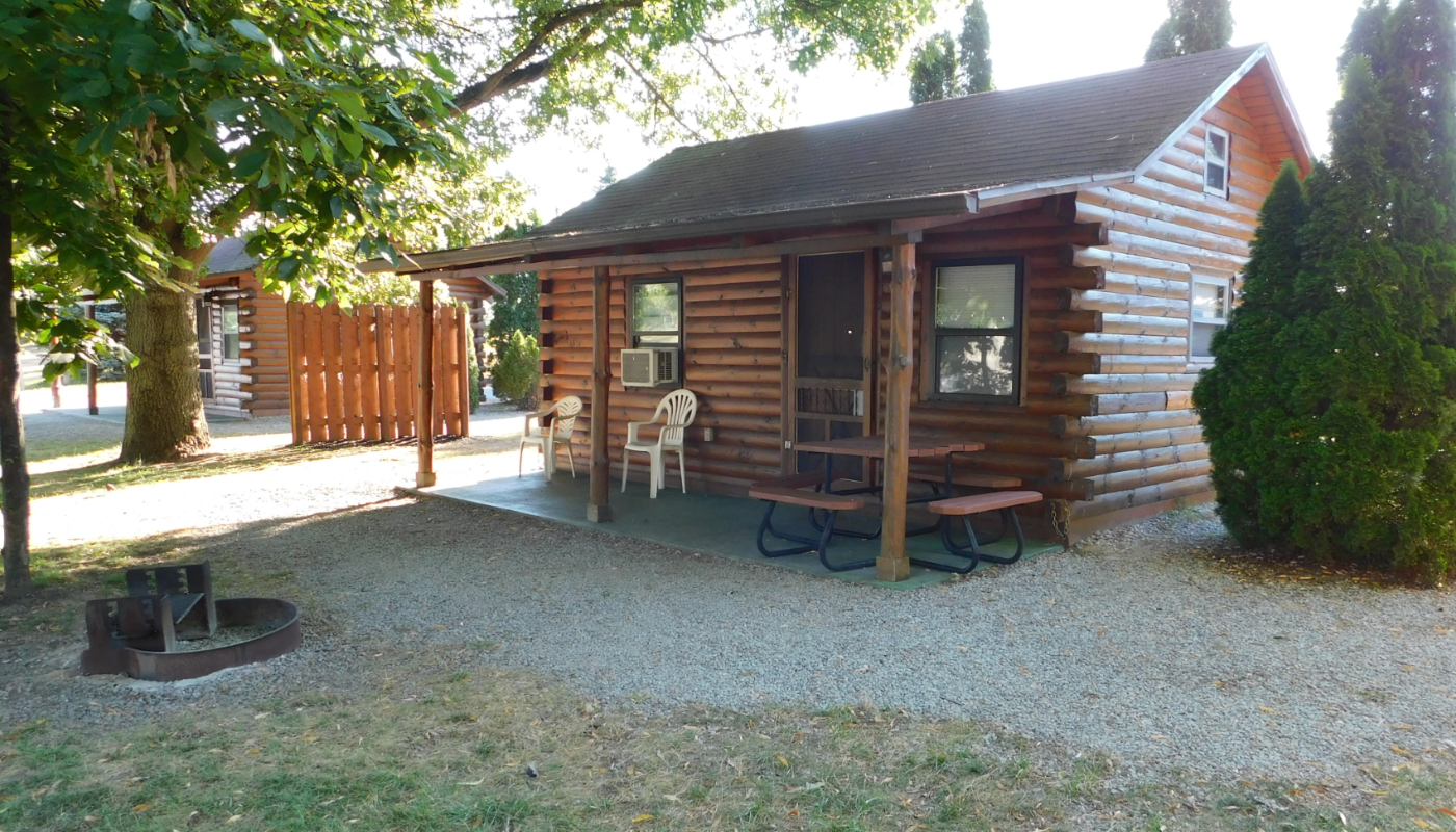 Angola, Indiana Lodging Angola / Hogback Lake KOA Holiday