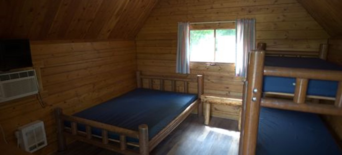 1 Room Camping Cabin Lakeside Interior