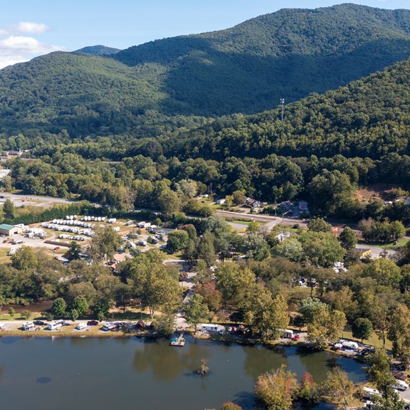 Plan a trip to Foscoe, North Carolina
