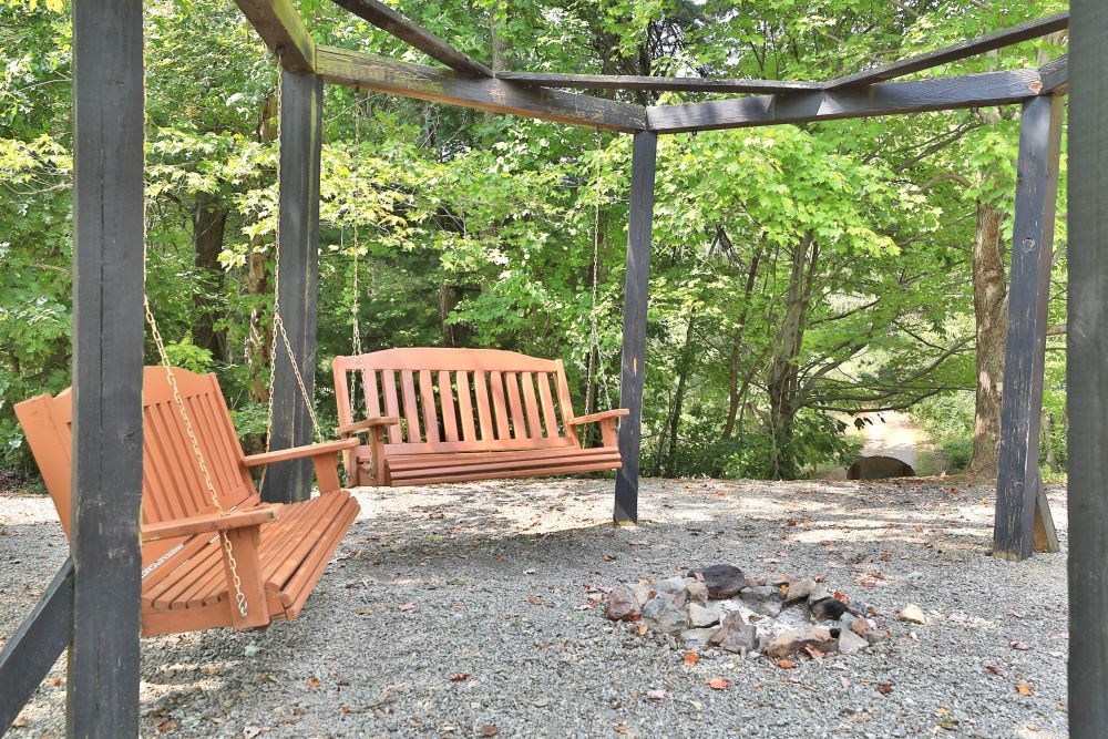 Community Fire Pit (Kamping Kabins)